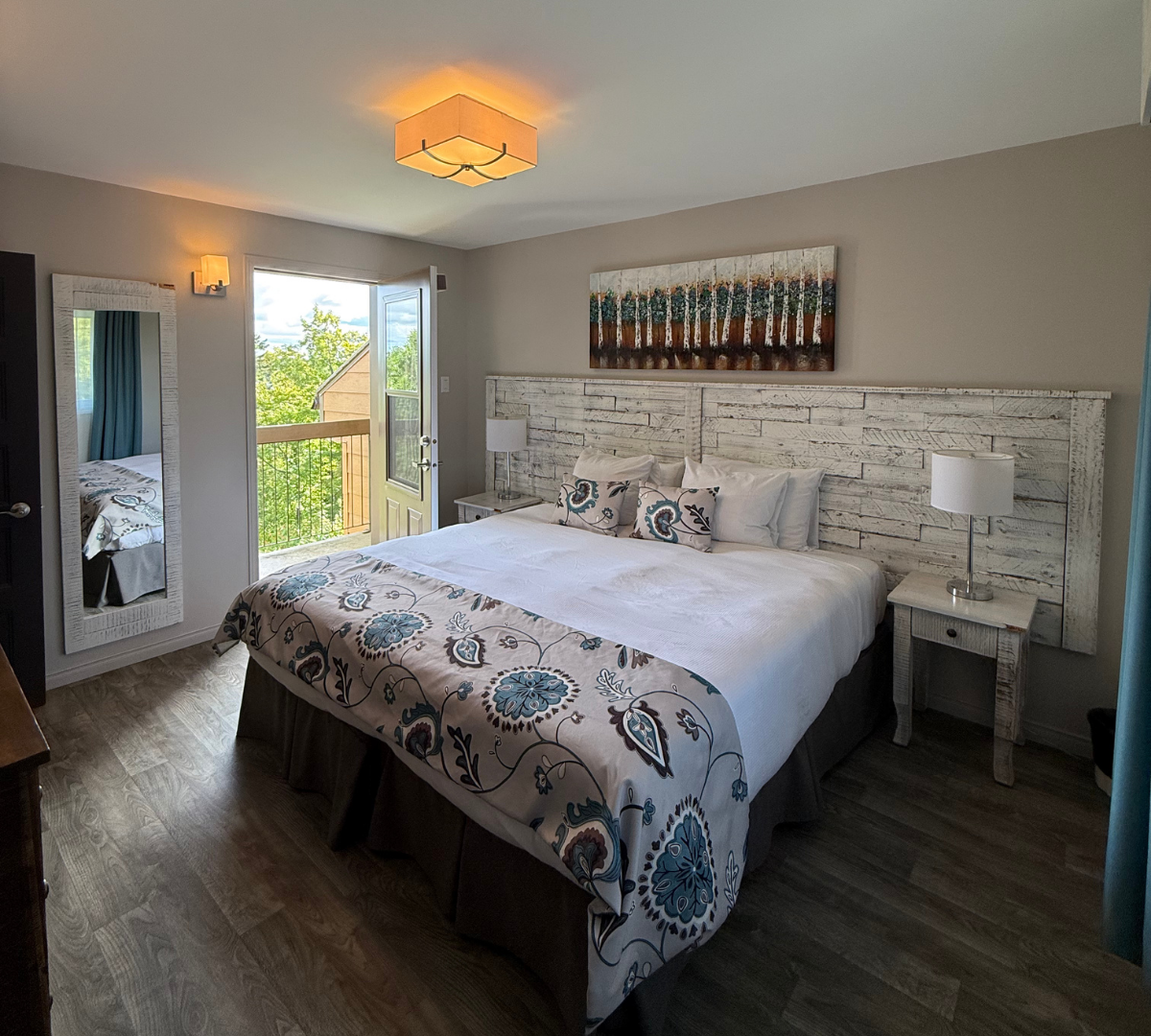 Intérieur chambre du Chalet de la Dame en Terre