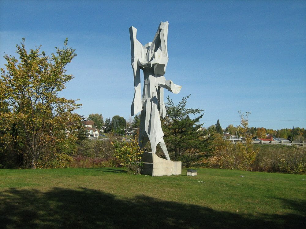 Statue du parc de la falaise à amla