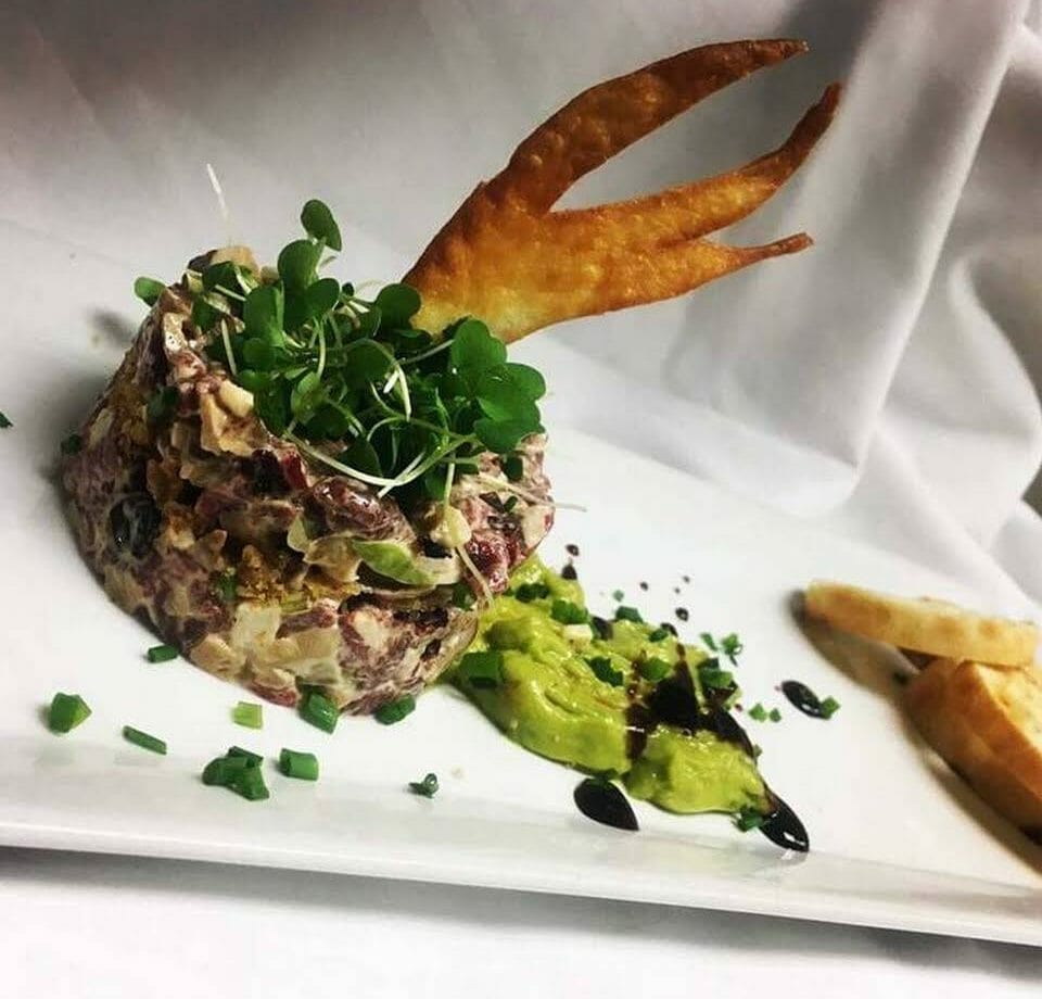 Tartare conçu par le chef du resto bar le rigolet