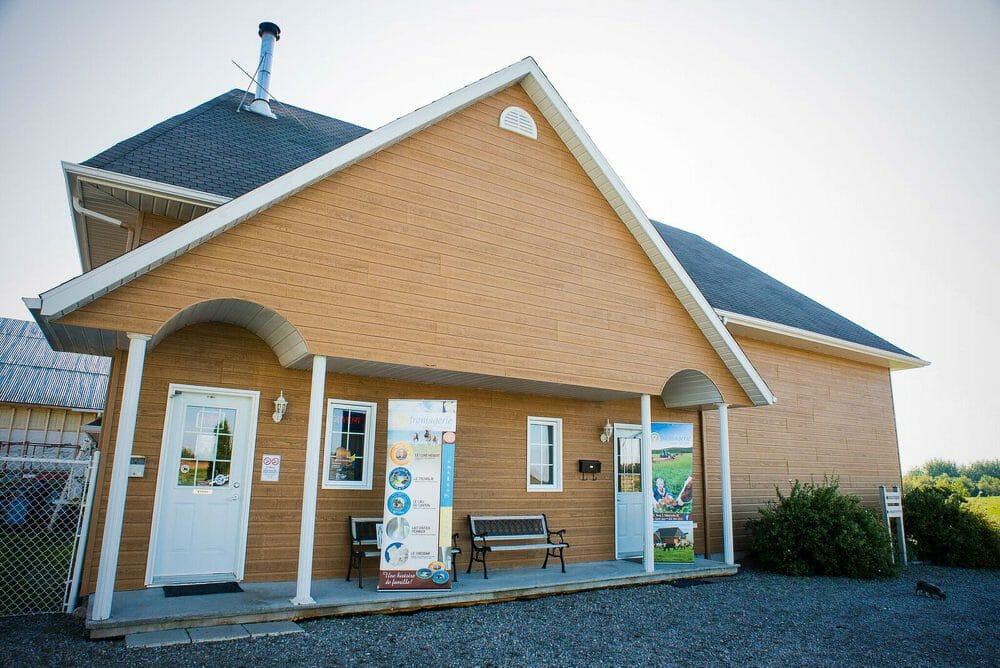 Bâtisse extérieur de la fromagerie de l'autre versant