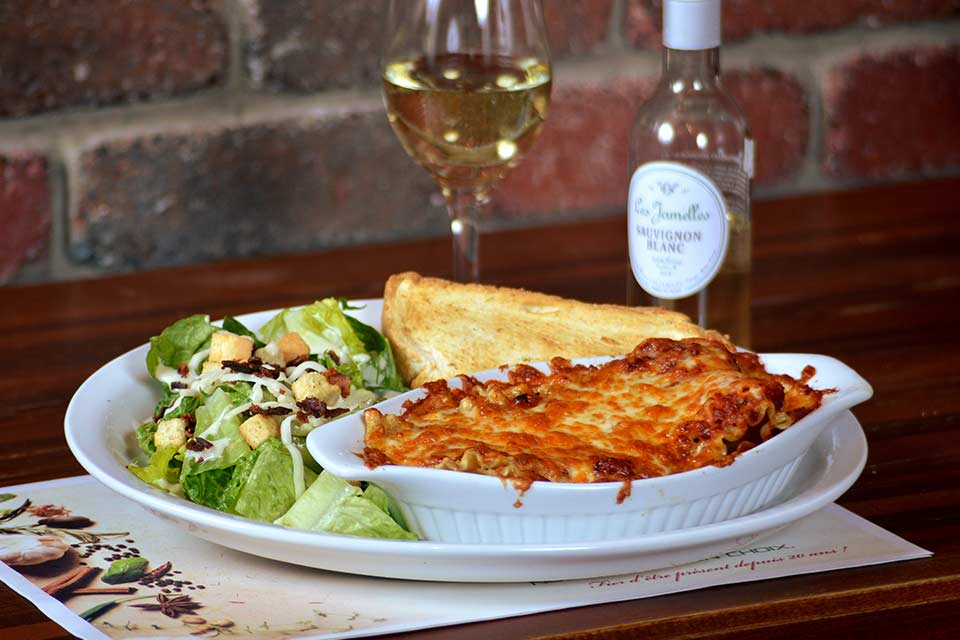 lasagne et salade resto roberto