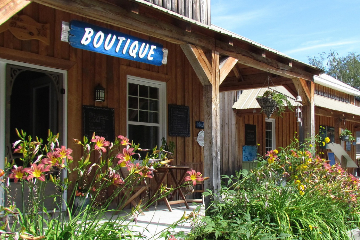 Domaine-LOree-Des-Bois