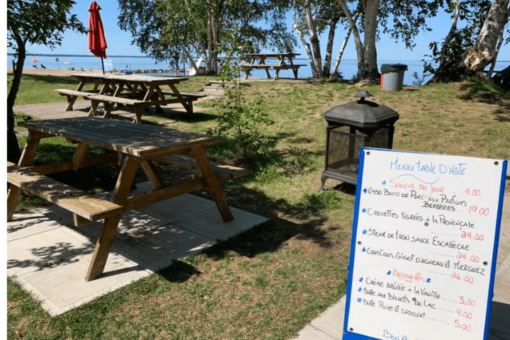 La-Cabane-le-Raf-inne