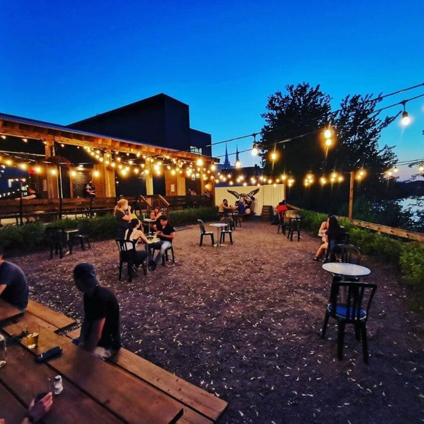 Microbreweries of the Lake: Two Must-Visit Spots This Summer