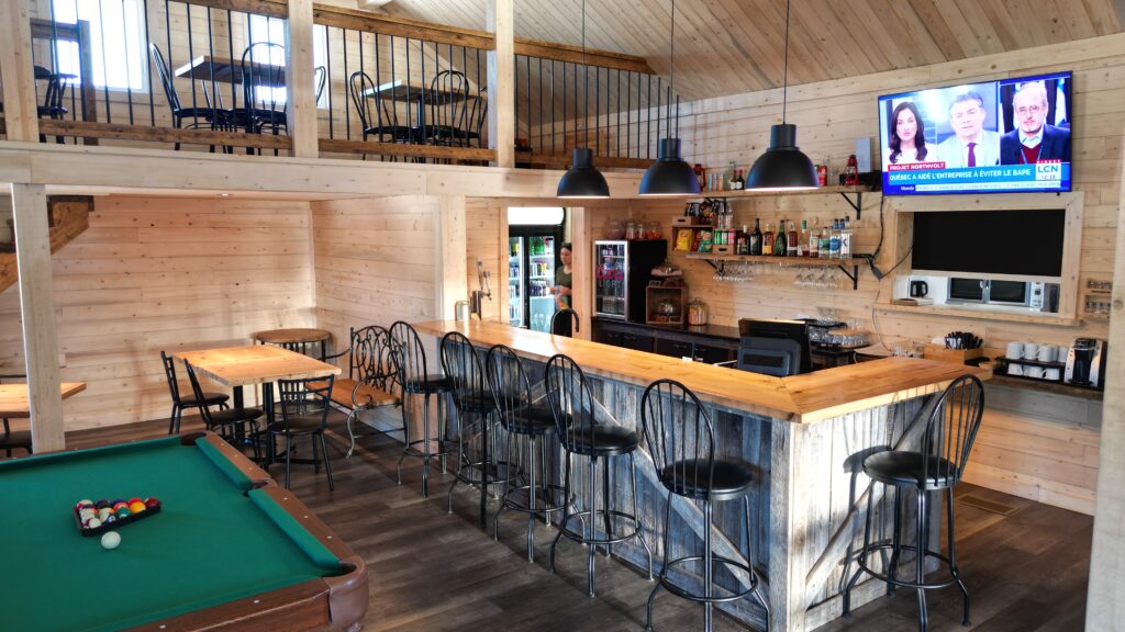 bar-auberge-du-lac-a-la-truite