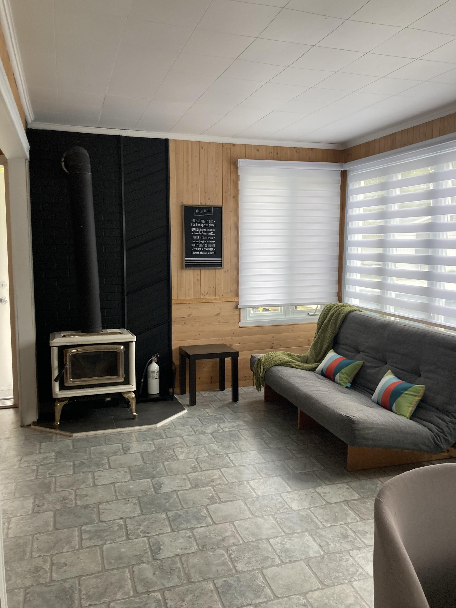 intérieur-chalet-Camping-st-louis-dolbeau-mistassini